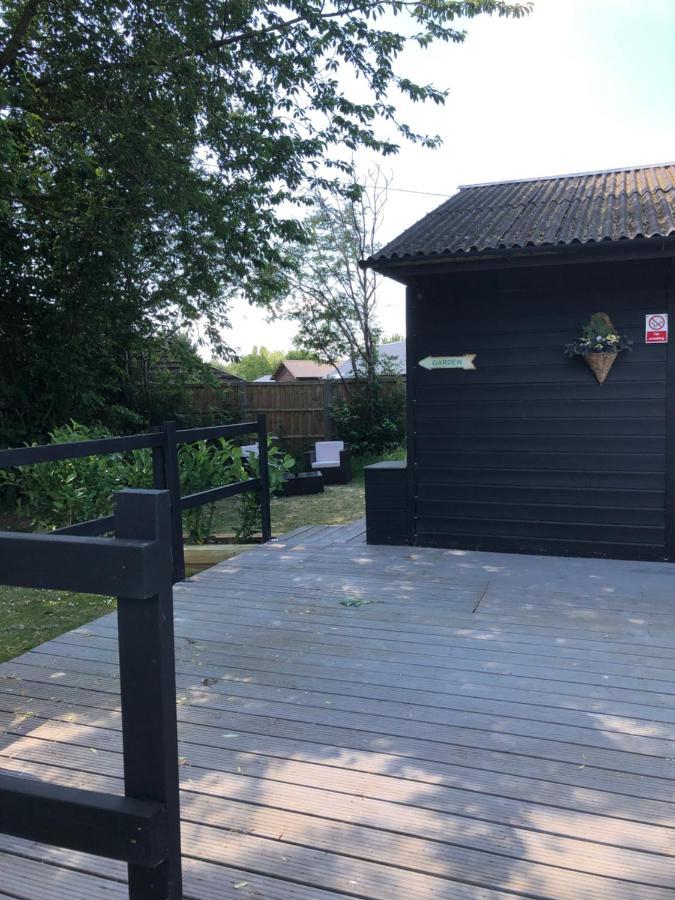 The Lodge Bedford Esterno foto